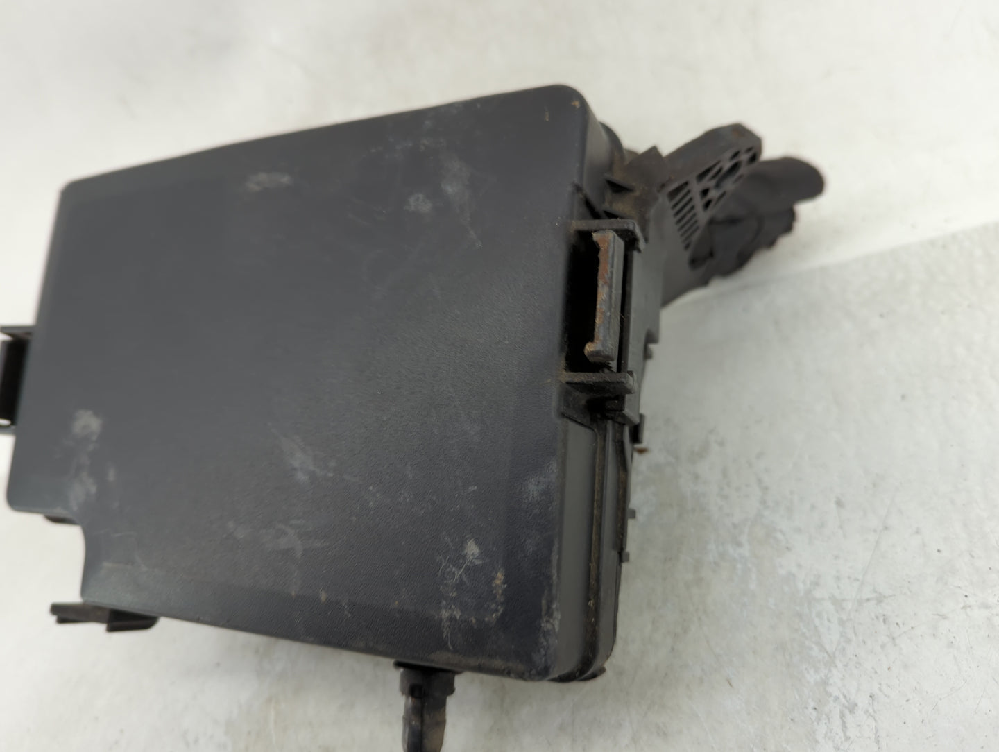 2019 Hyundai Elantra Fusebox Fuse Box Panel Relay Module P/N:91260F2420 Fits OEM Used Auto Parts - Oemusedautoparts1.com