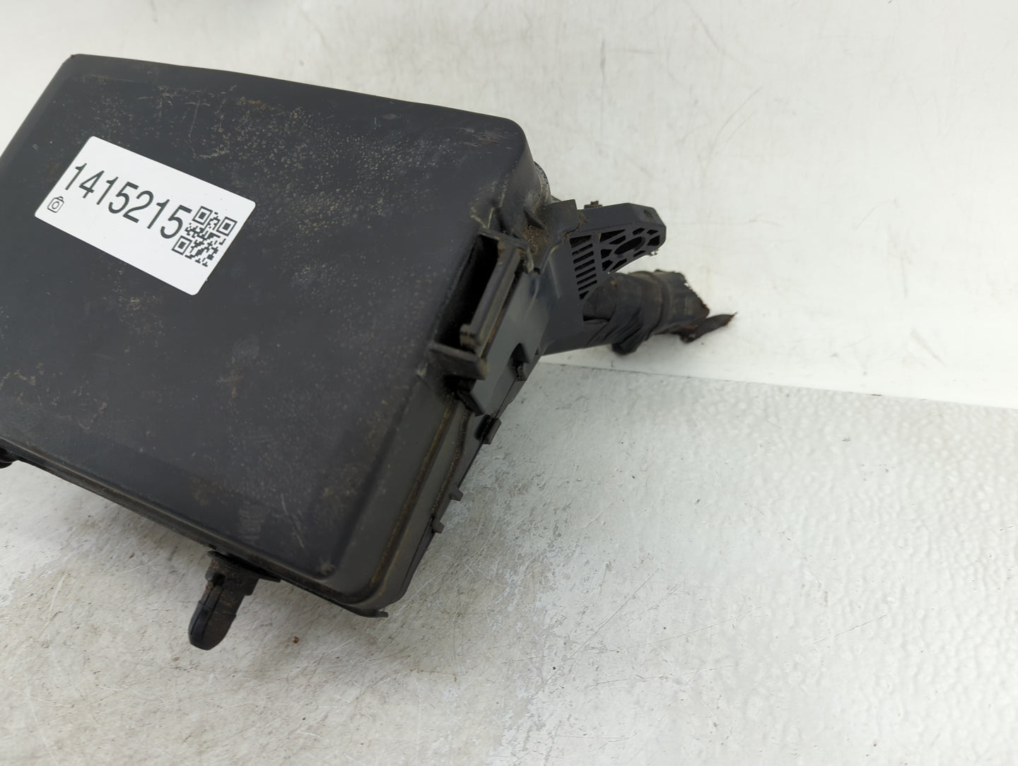 2019-2020 Hyundai Elantra Fusebox Fuse Box Panel Relay Module Fits Fits 2019 2020 OEM Used Auto Parts - Oemusedautoparts1.co