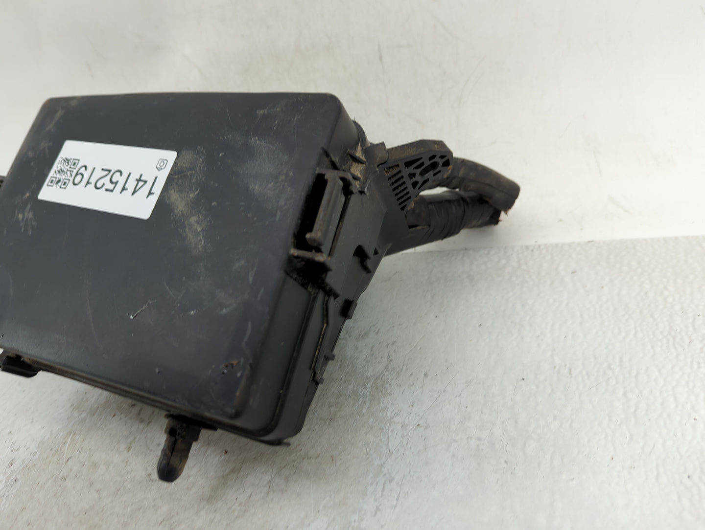 2019-2020 Hyundai Elantra Fusebox Fuse Box Panel Relay Module Fits Fits 2019 2020 OEM Used Auto Parts - Oemusedautoparts1.co