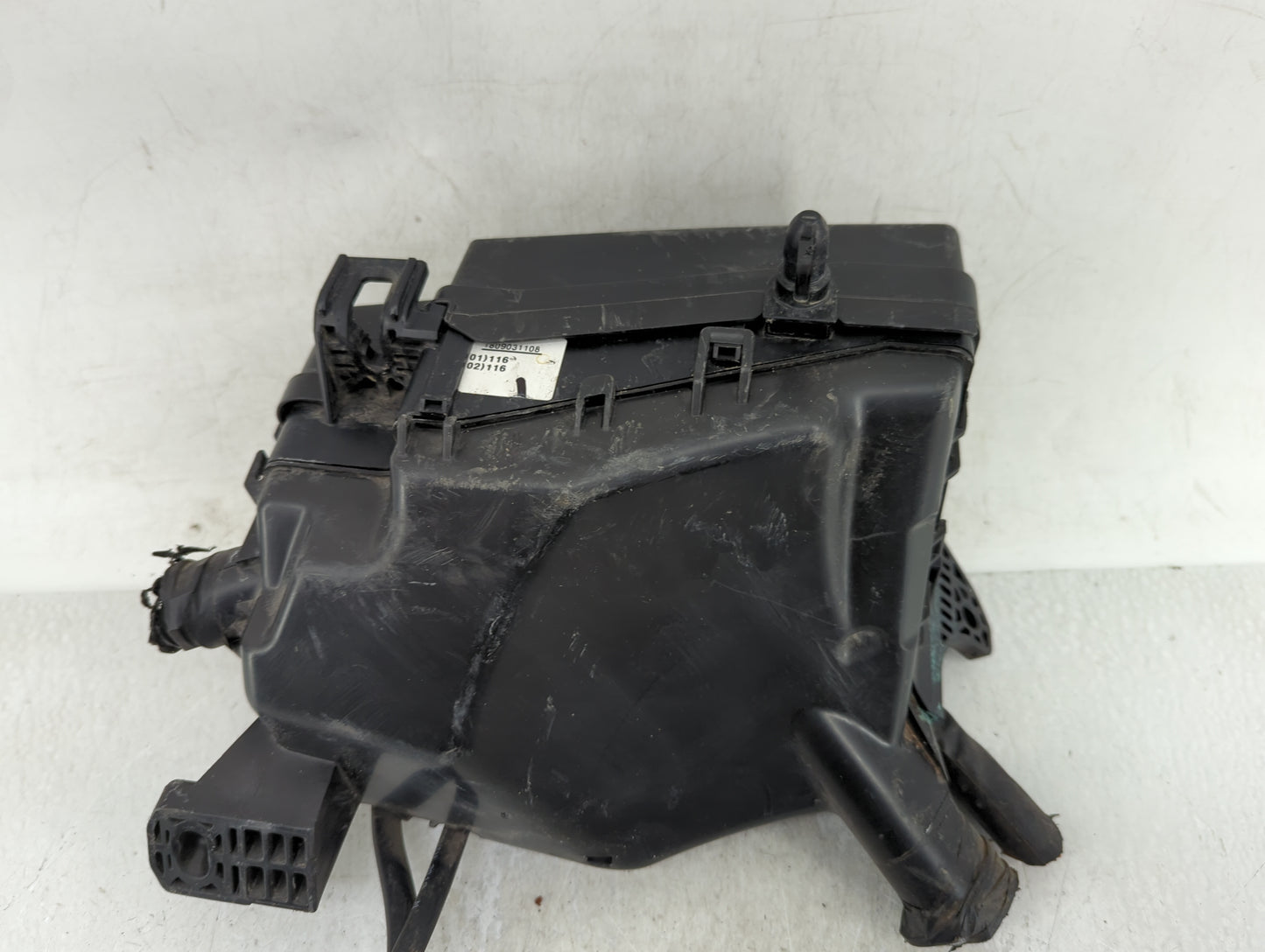 2019-2020 Hyundai Elantra Fusebox Fuse Box Panel Relay Module Fits Fits 2019 2020 OEM Used Auto Parts - Oemusedautoparts1.co