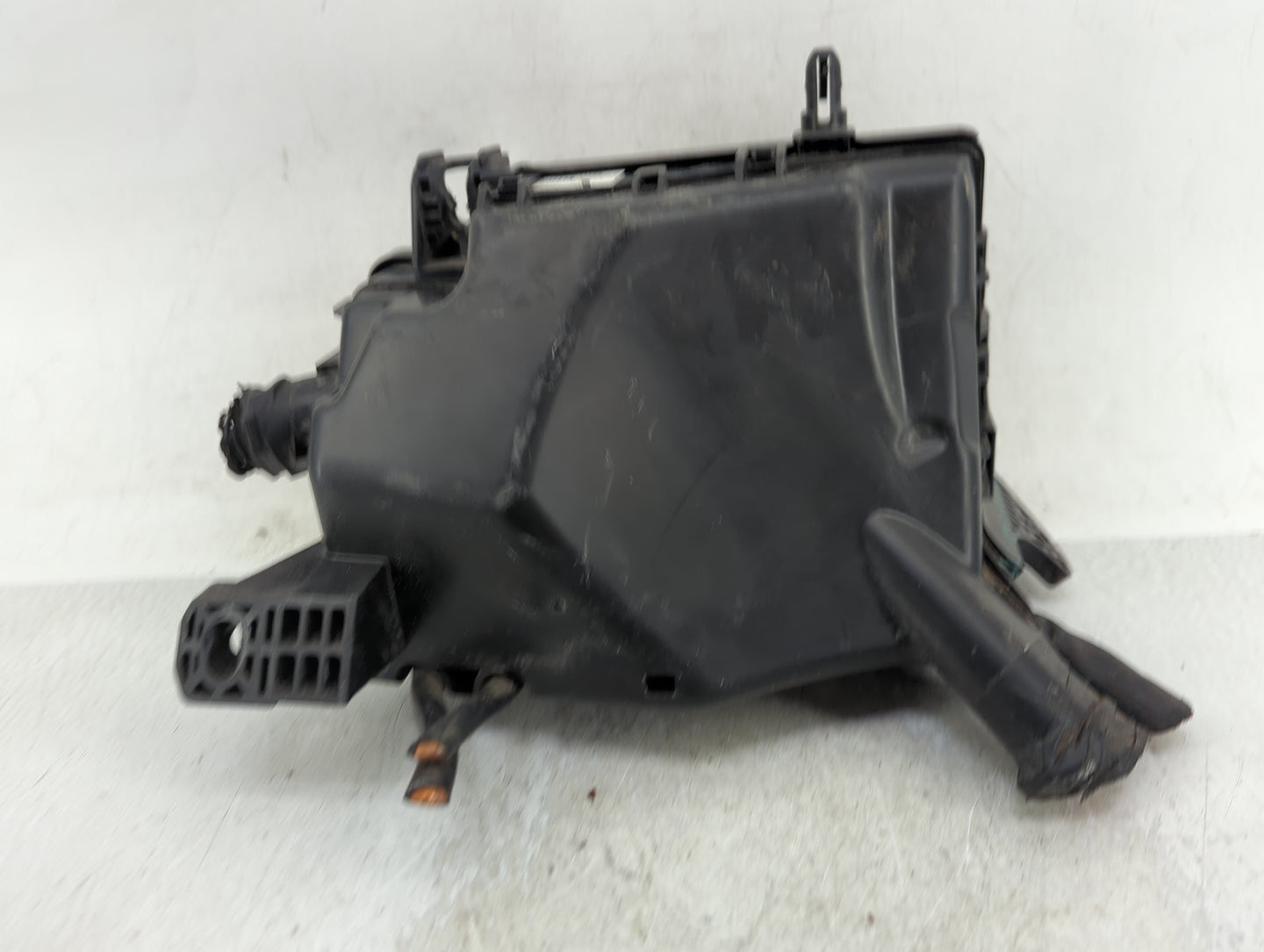 2019-2020 Hyundai Elantra Fusebox Fuse Box Panel Relay Module Fits Fits 2019 2020 OEM Used Auto Parts - Oemusedautoparts1.co