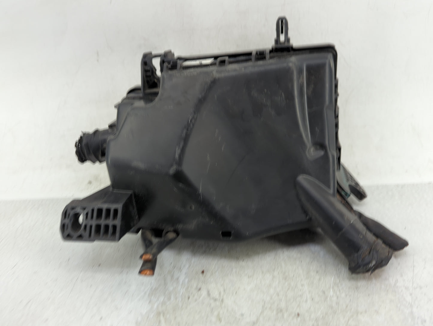 2019-2020 Hyundai Elantra Fusebox Fuse Box Panel Relay Module Fits Fits 2019 2020 OEM Used Auto Parts - Oemusedautoparts1.co