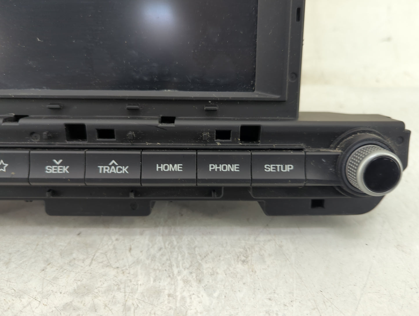 2019-2020 Hyundai Elantra Radio AM FM Cd Player Receiver Replacement Fits Fits 2019 2020 OEM Used Auto Parts - Oemusedautopa