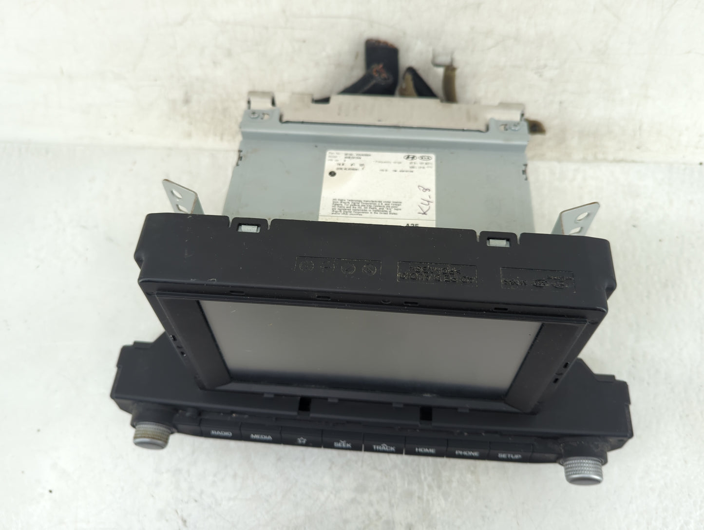 2019-2020 Hyundai Elantra Radio AM FM Cd Player Receiver Replacement Fits Fits 2019 2020 OEM Used Auto Parts - Oemusedautopa