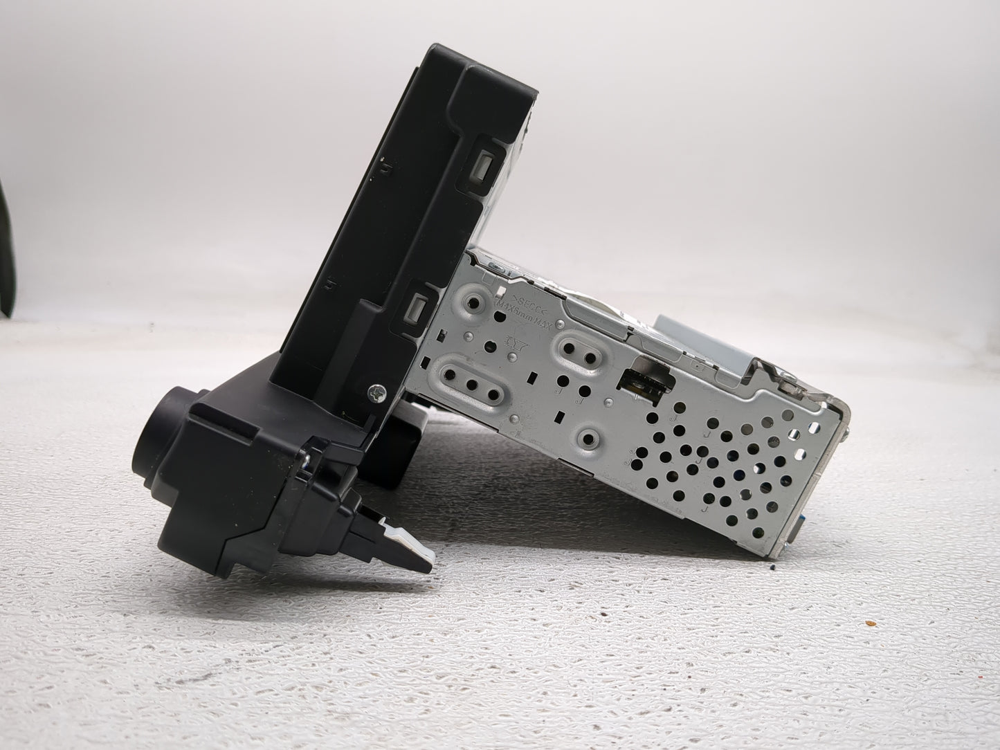 2019-2020 Hyundai Elantra Radio AM FM Cd Player Receiver Replacement P/N:96160F2UA0SSH Fits Fits 2019 2020 OEM Used Auto Par