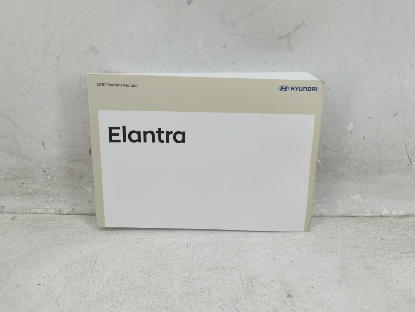 2019 Hyundai Elantra Owners Manual Book Guide OEM Used Auto Parts - Oemusedautoparts1.com