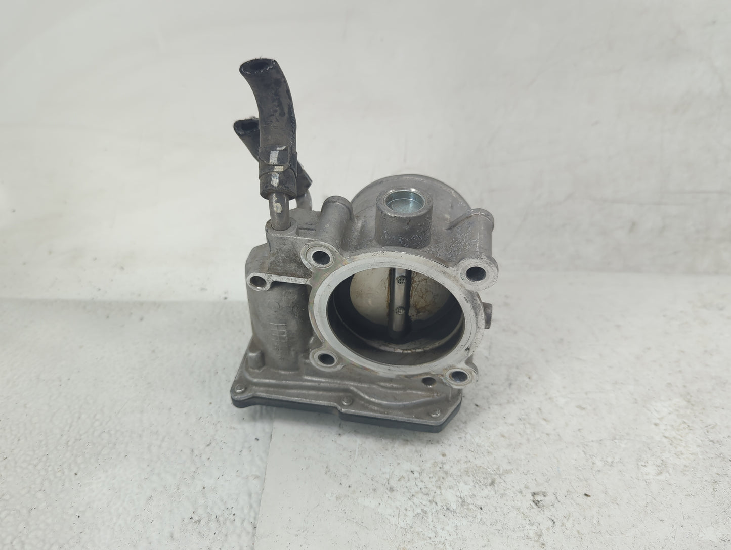2011-2020 Hyundai Elantra Throttle Body P/N:35100-2E000 Fits Fits 2011 2012 2013 2014 2015 2016 2017 2018 2019 2020 2021 OEM