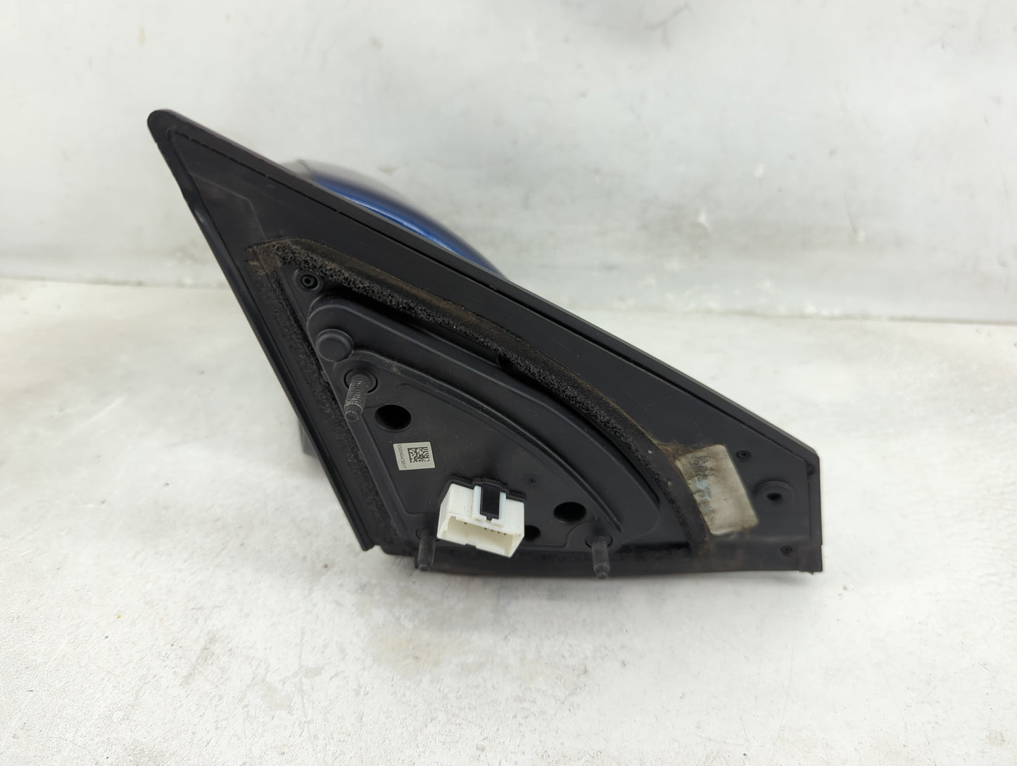 2017-2020 Hyundai Elantra Driver Side View Mirror - Left Door Mirror OEM Used - Oemusedautoparts1.com