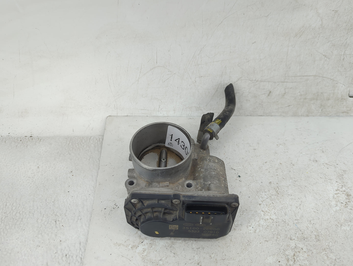 2011-2020 Hyundai Elantra Throttle Body P/N:35100-2E000 Fits Fits 2011 2012 2013 2014 2015 2016 2017 2018 2019 2020 2021 OEM