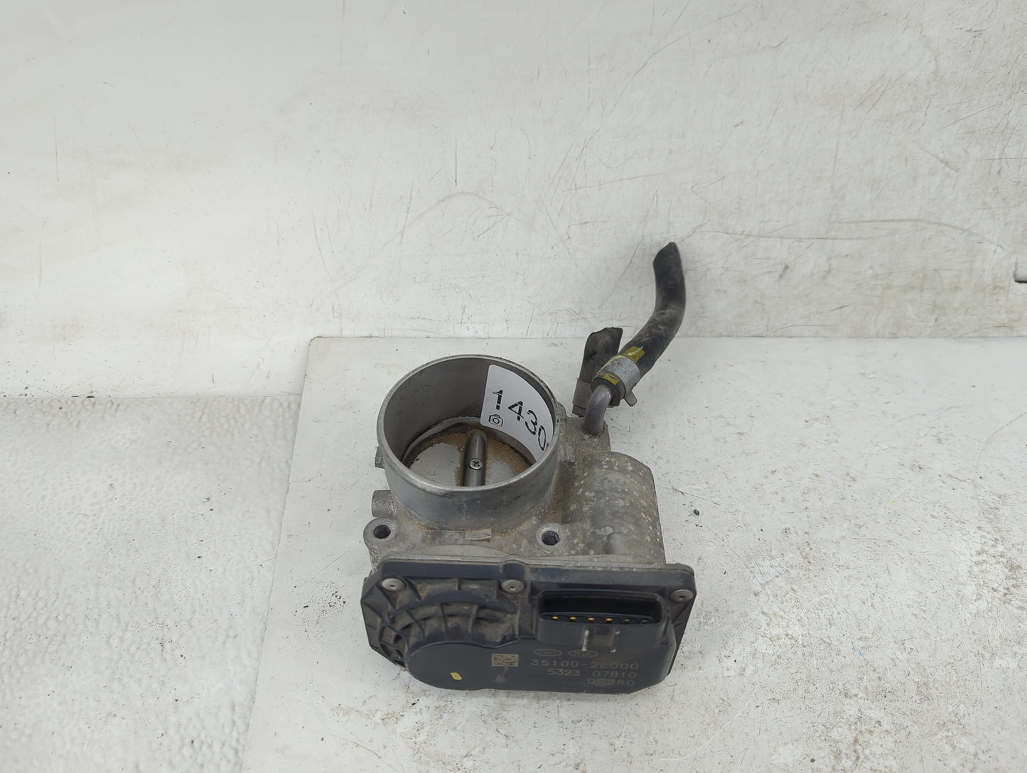 2011-2020 Hyundai Elantra Throttle Body P/N:35100-2E000 Fits Fits 2011 2012 2013 2014 2015 2016 2017 2018 2019 2020 2021 OEM