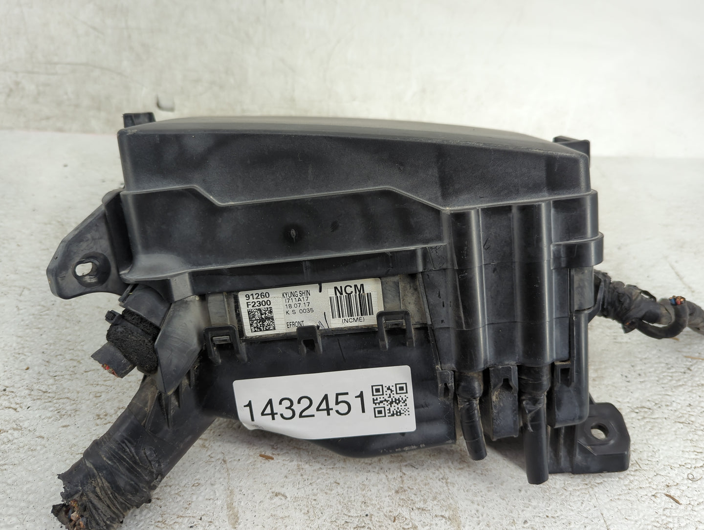 2019-2020 Hyundai Elantra Fusebox Fuse Box Panel Relay Module P/N:91260F2300 18980-09630, 18980-09625 Fits Fits 2019 2020 OE