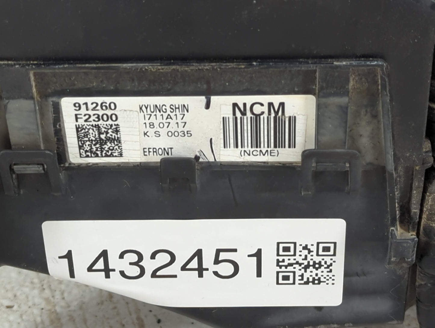 2019-2020 Hyundai Elantra Fusebox Fuse Box Panel Relay Module P/N:91260F2300 18980-09630, 18980-09625 Fits Fits 2019 2020 OE