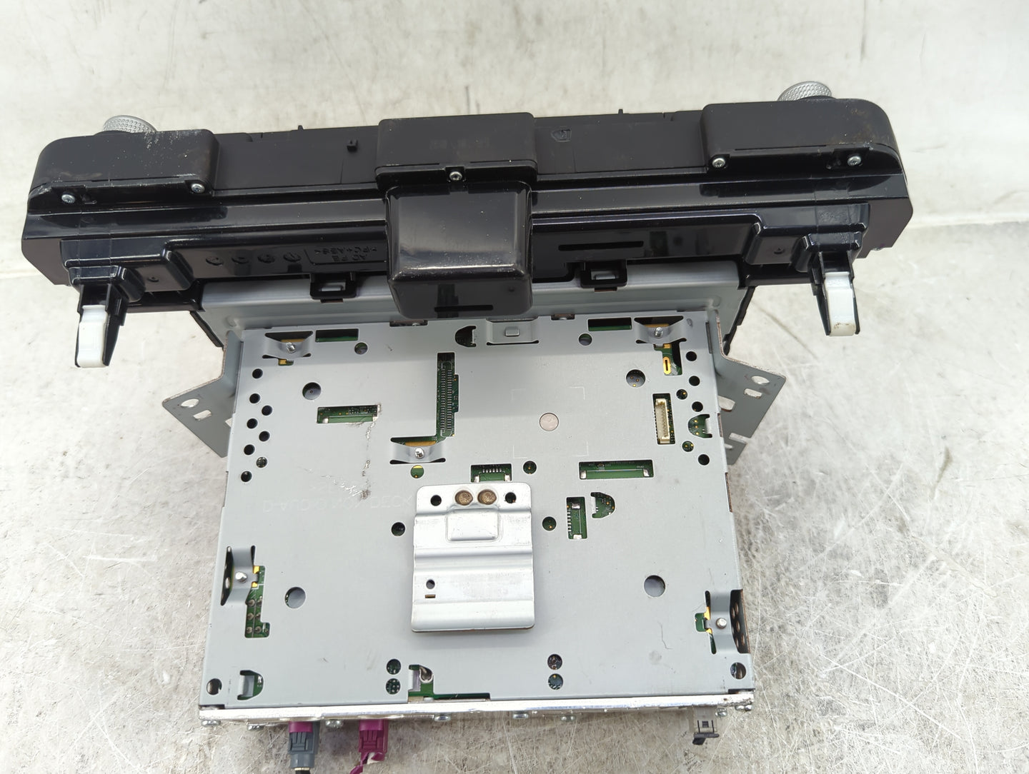 2019-2020 Hyundai Elantra Radio AM FM Cd Player Receiver Replacement P/N:96160-F2UC05SH AD8409F2AN Fits Fits 2019 2020 OEM U