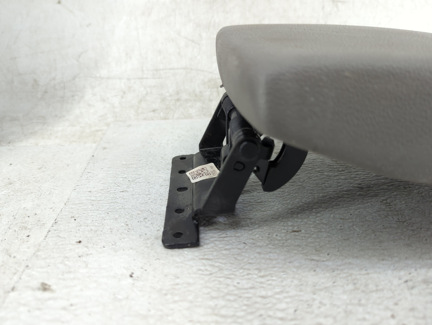 2019 Hyundai Elantra Center Console Armrest Cover Lid Fits OEM Used Auto Parts - Oemusedautoparts1.com