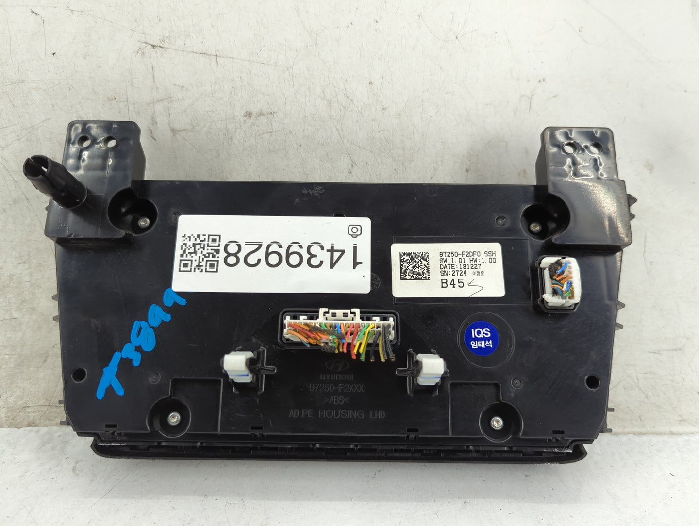 2019-2020 Hyundai Elantra Climate Control Module Temperature AC/Heater Replacement P/N:97250-F2DF0 Fits Fits 2019 2020 OEM U