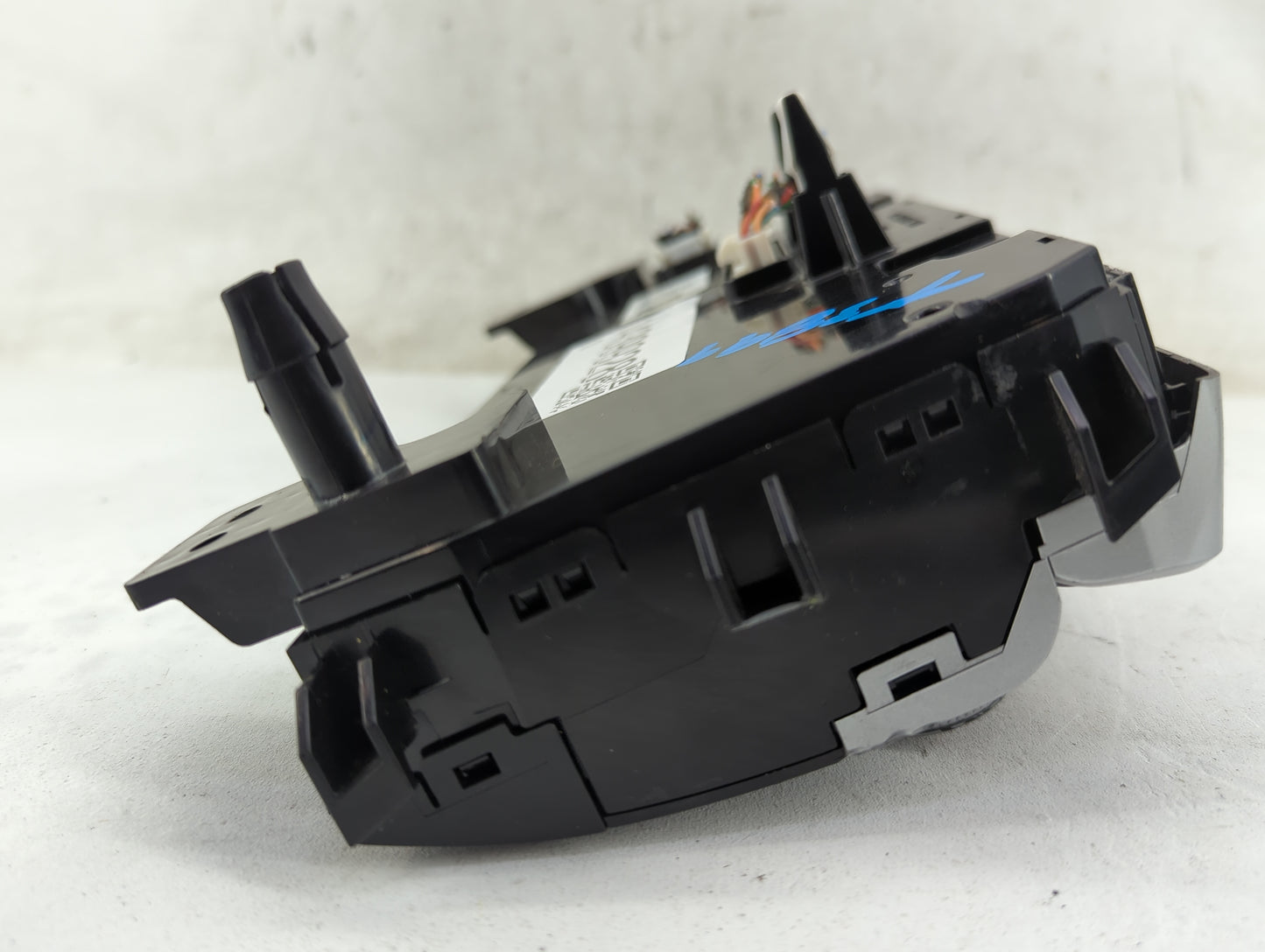 2019-2020 Hyundai Elantra Climate Control Module Temperature AC/Heater Replacement P/N:97250-F2DF0 Fits Fits 2019 2020 OEM U
