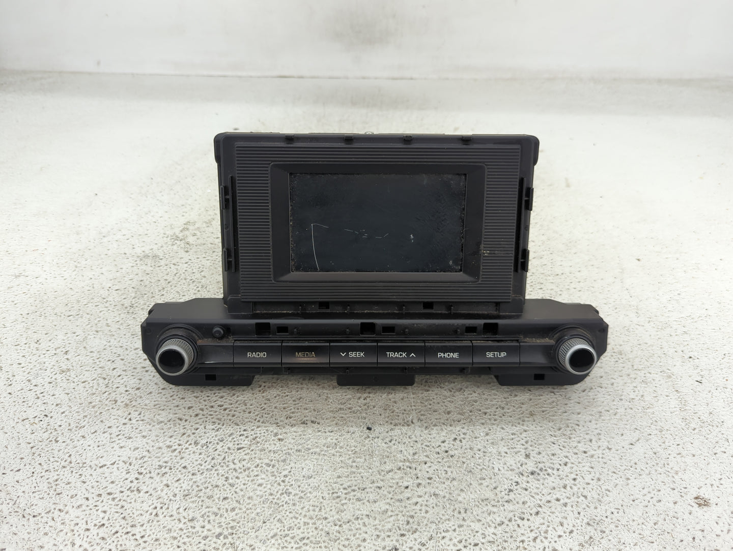2019-2020 Hyundai Elantra Radio AM FM Cd Player Receiver Replacement P/N:96160-F2UA0SSH Fits Fits 2019 2020 OEM Used Auto Pa