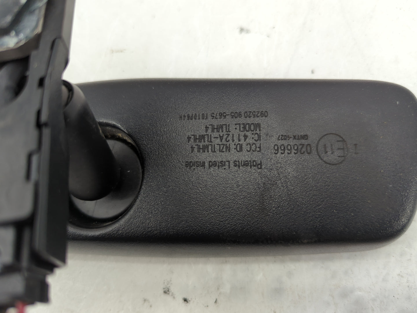 2019-2020 Hyundai Elantra Interior Rear View Mirror Replacement OEM P/N:4112A-TLMHL4 Fits Fits 2019 2020 2021 2022 OEM Used 