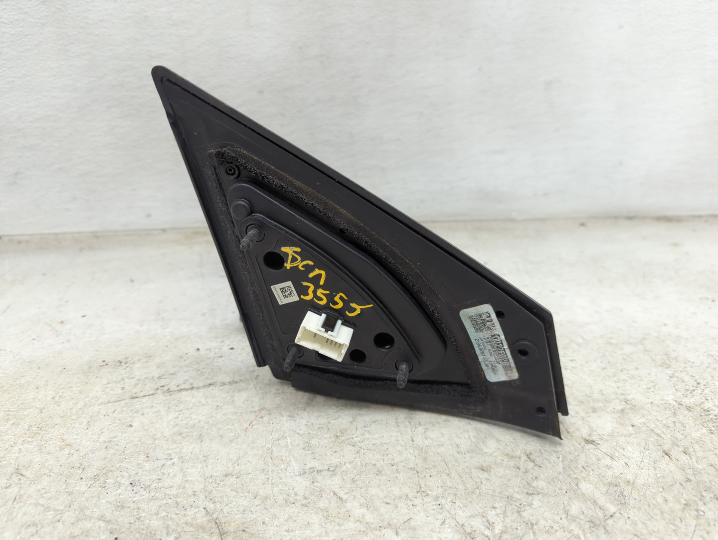2017-2020 Hyundai Elantra Driver Side View Mirror - Left Door Mirror OEM Used - Oemusedautoparts1.com