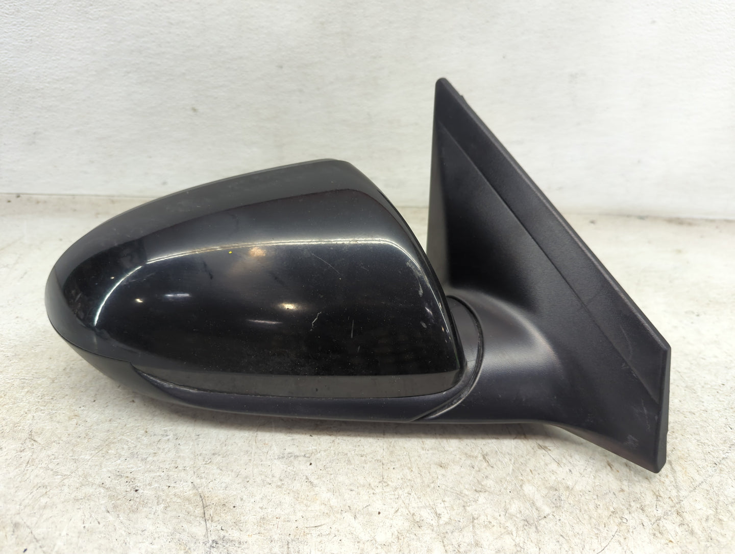 2017-2020 Hyundai Elantra Passenger Side View Mirror - Right Door Mirror OEM Used - Oemusedautoparts1.com