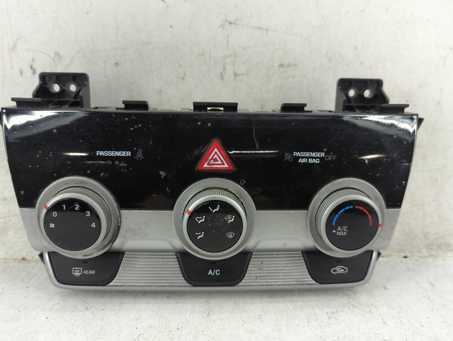 2019-2020 Hyundai Elantra Climate Control Module Temperature AC/Heater Replacement P/N:97250-F2AH0SSH Fits Fits 2019 2020 OE