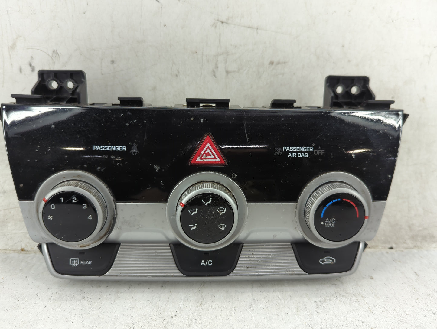 2019-2020 Hyundai Elantra Climate Control Module Temperature AC/Heater Replacement P/N:97250-F2AH0SSH Fits Fits 2019 2020 OE