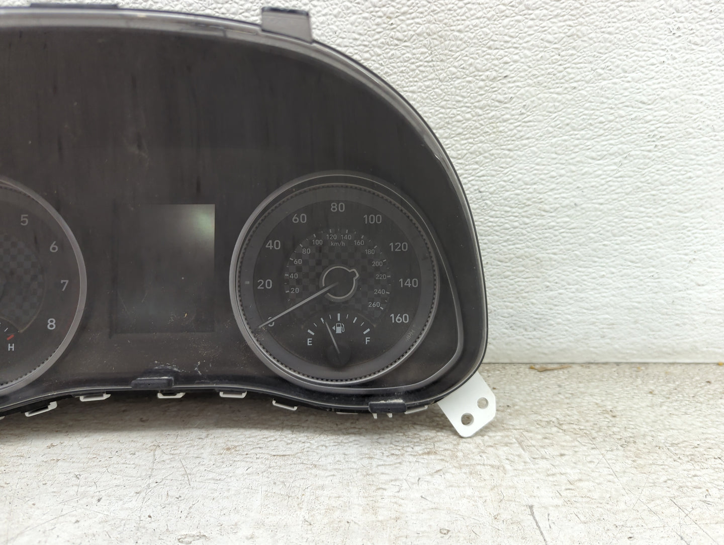 2019-2020 Hyundai Elantra Instrument Cluster Speedometer Gauges P/N:94041-F3070 TN157590-92201H Miles: Fits Fits 2019 2020 O