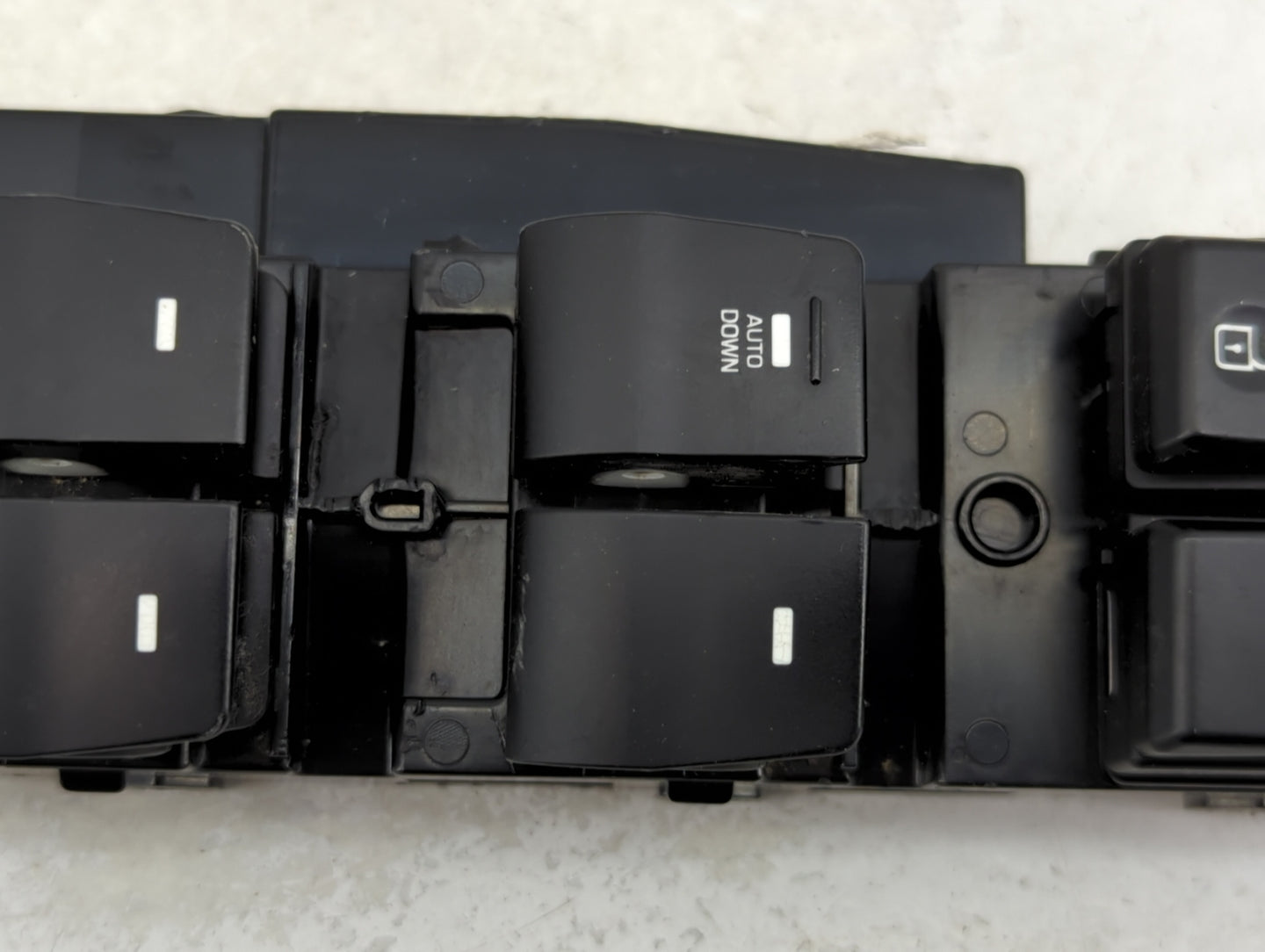 2017-2020 Hyundai Elantra Master Power Window Switch Replacement Driver Side Left P/N:299159192 Fits Fits 2017 2018 2019 202