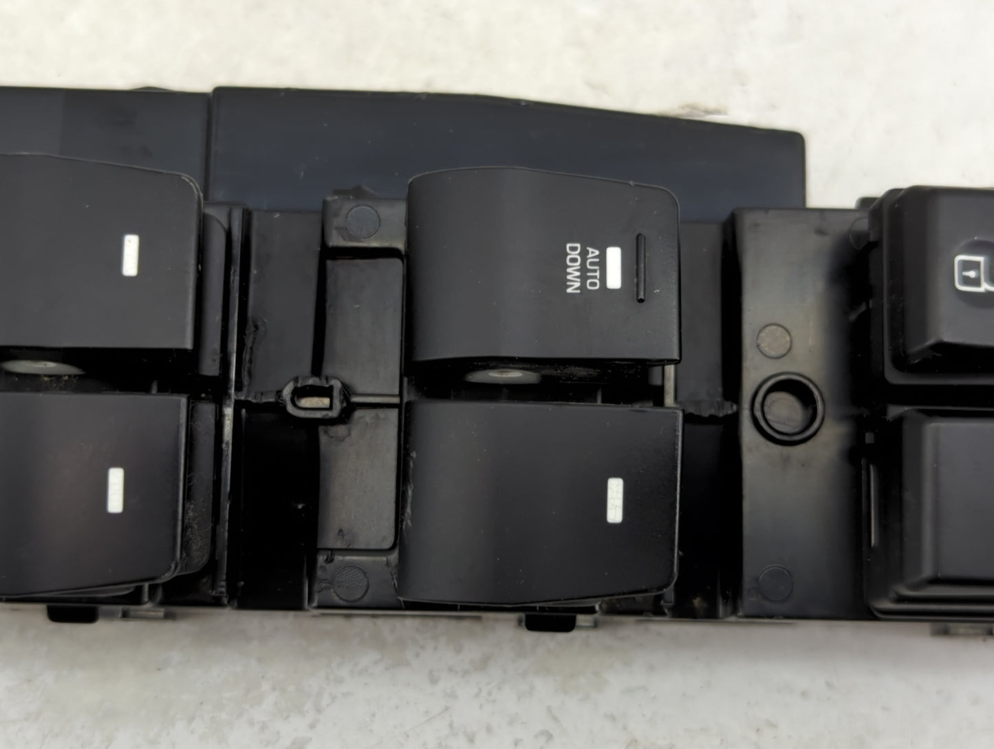 2017-2020 Hyundai Elantra Master Power Window Switch Replacement Driver Side Left P/N:299159192 Fits Fits 2017 2018 2019 202