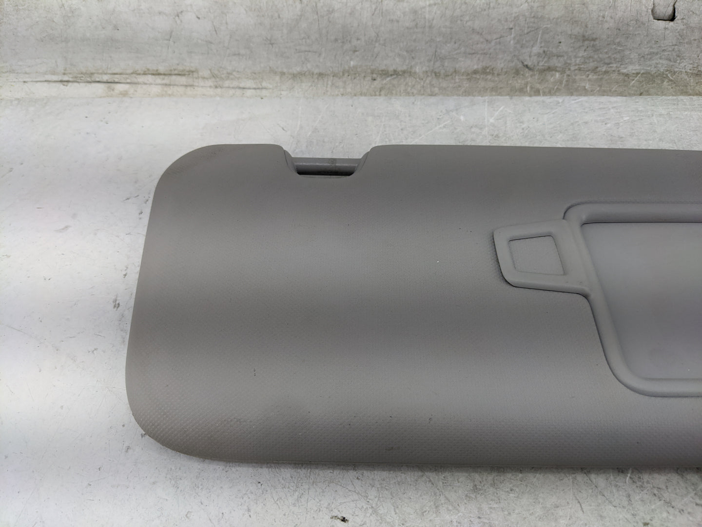 2017-2020 Hyundai Elantra Sun Visor Shade Replacement Passenger Right Mirror Fits Fits 2017 2018 2019 2020 OEM Used Auto Par