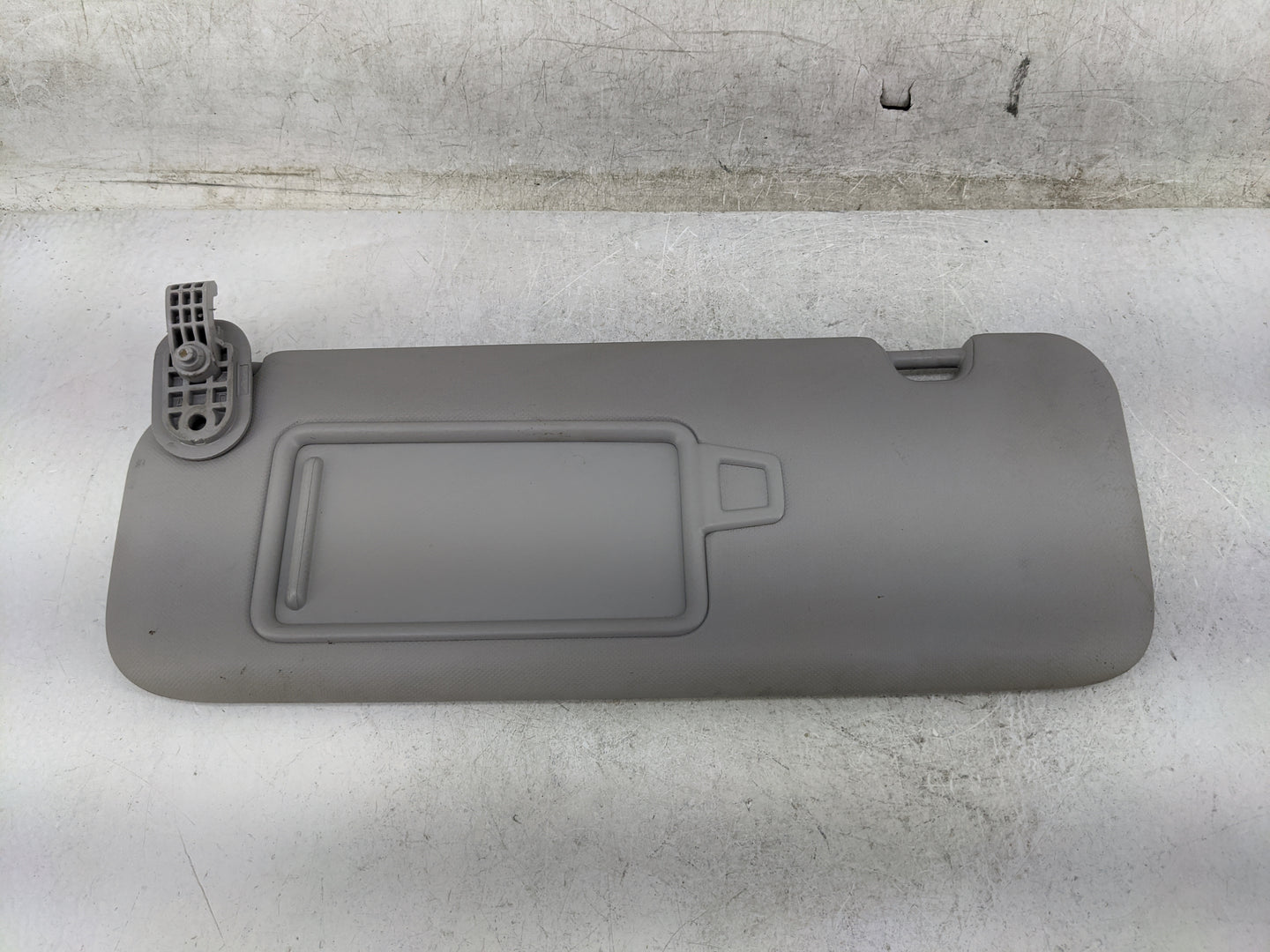 2017-2020 Hyundai Elantra Sun Visor Shade Replacement Driver Left Mirror Fits Fits 2017 2018 2019 2020 OEM Used Auto Parts -
