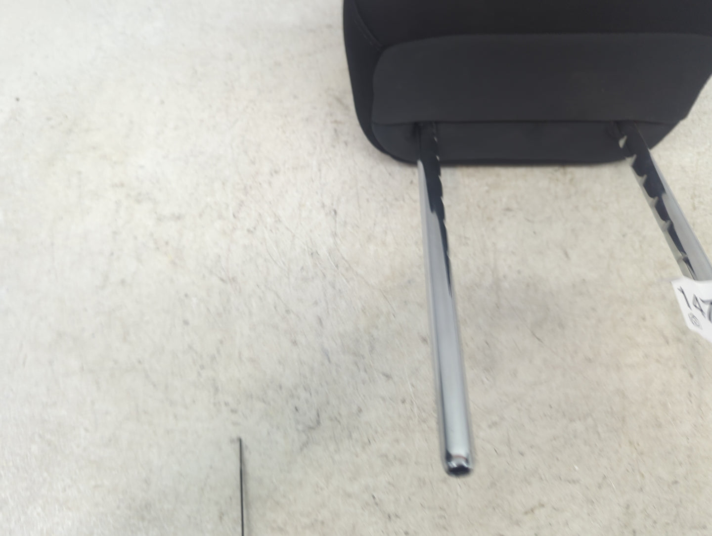 2019 Hyundai Elantra Headrest Head Rest Front Driver Seat Black - Oemusedautoparts1.com