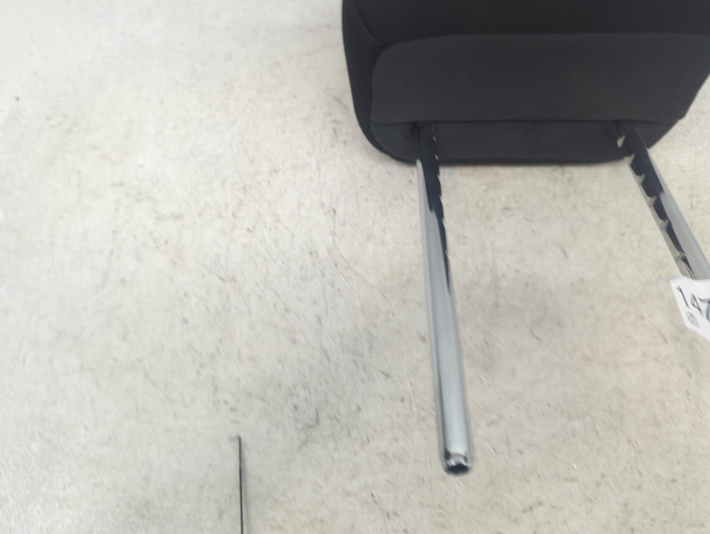 2019 Hyundai Elantra Headrest Head Rest Front Driver Seat Black - Oemusedautoparts1.com