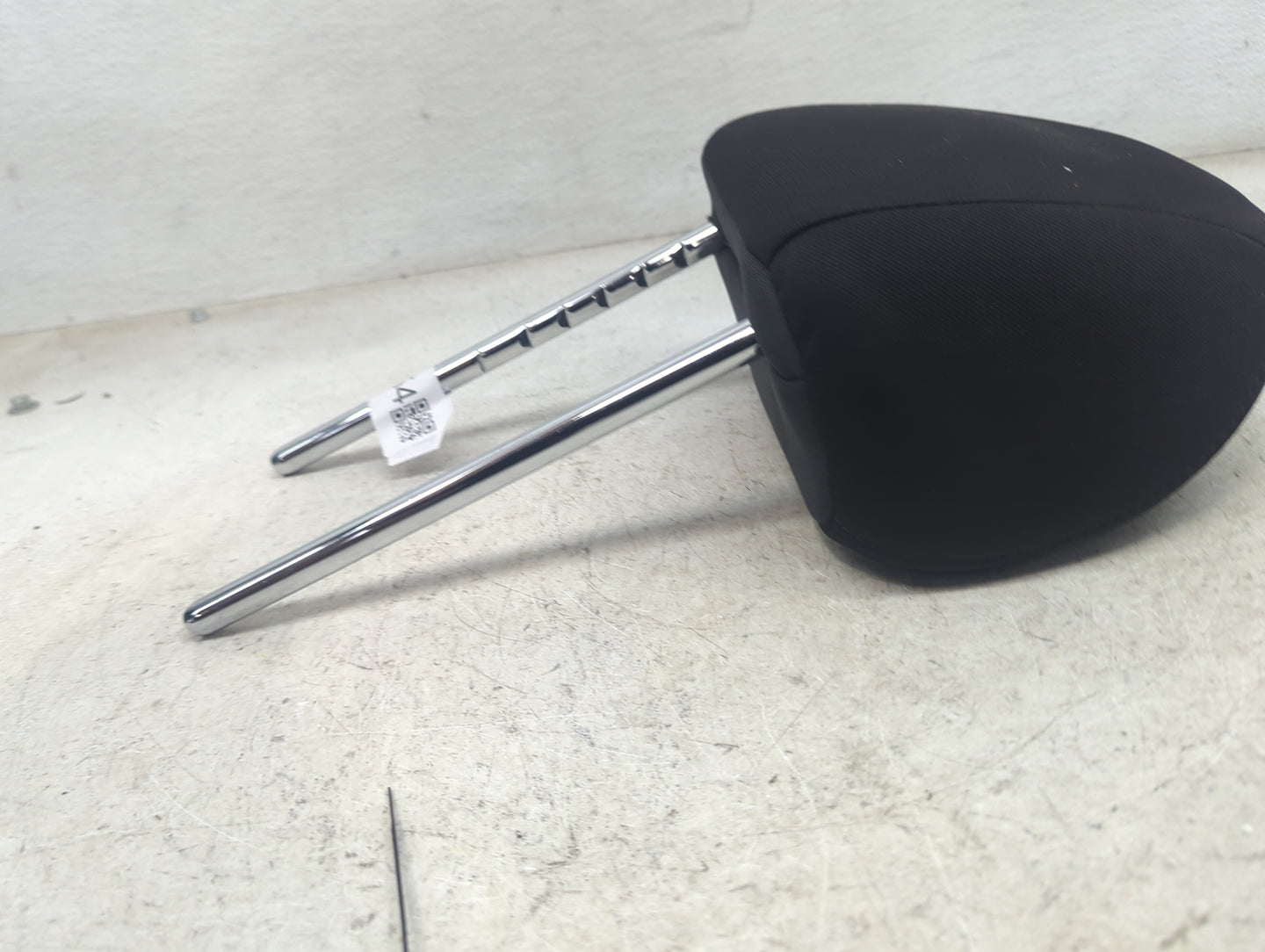 2019 Hyundai Elantra Headrest Head Rest Front Driver Seat Black - Oemusedautoparts1.com