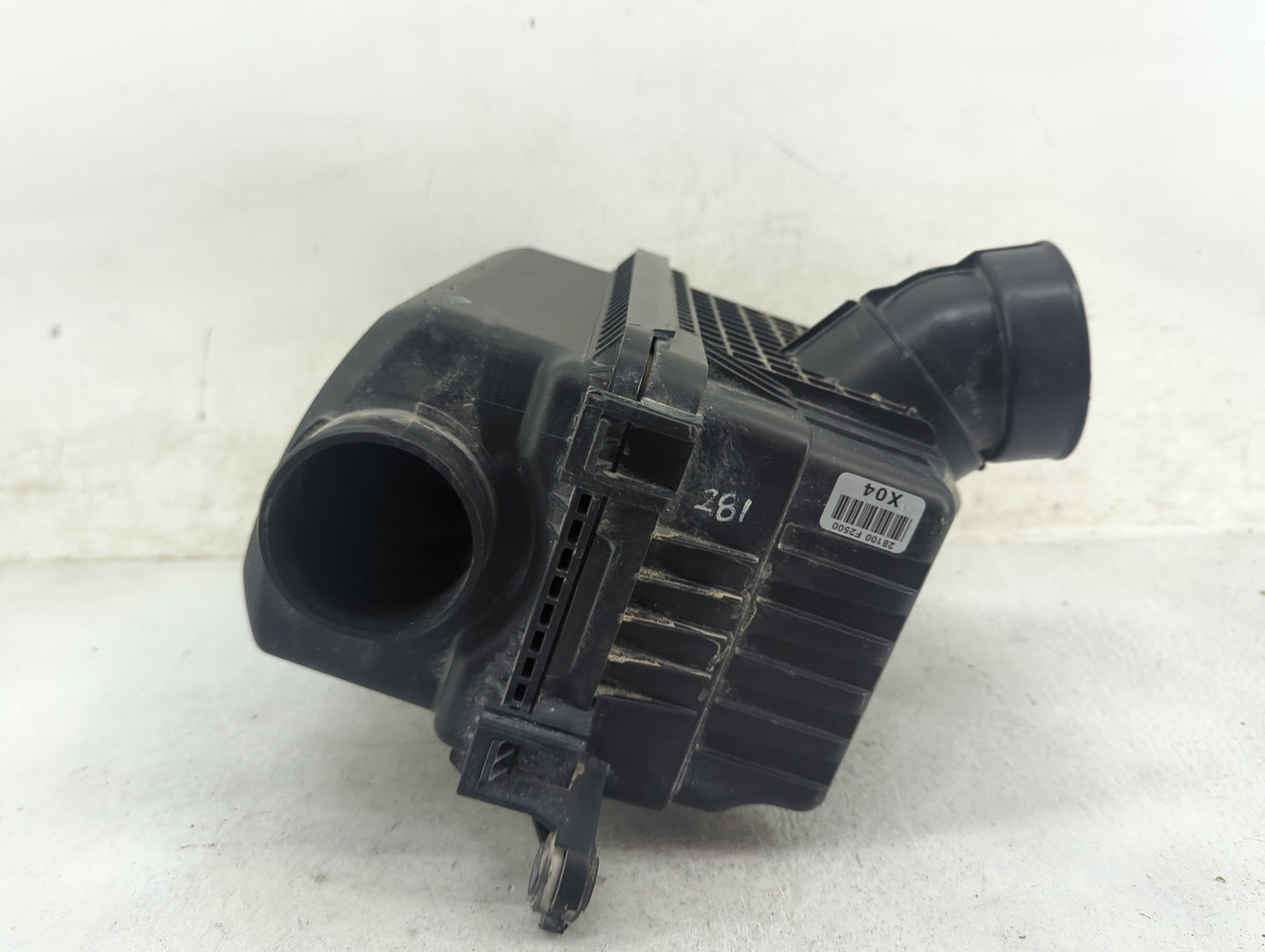 2017-2020 Hyundai Elantra Air Cleaner Intake-duct Hose Tube 1476748 - Oemusedautoparts1.com