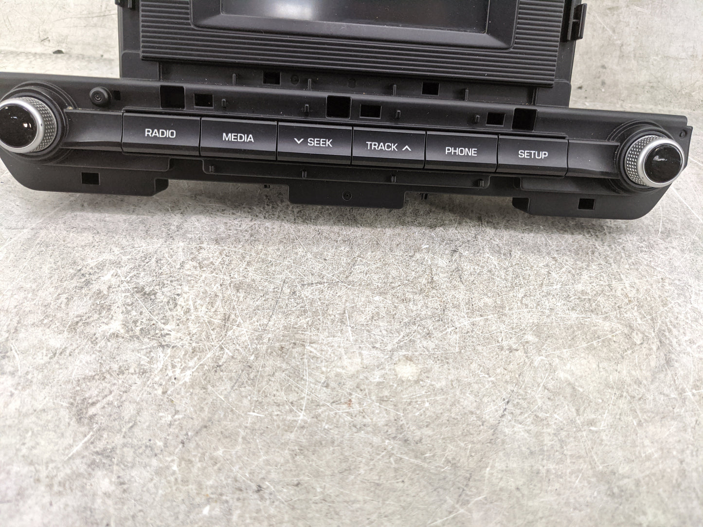 2019-2020 Hyundai Elantra Radio AM FM Cd Player Receiver Replacement P/N:96180-F2UADSSH ACB10F2AN Fits Fits 2019 2020 OEM Us