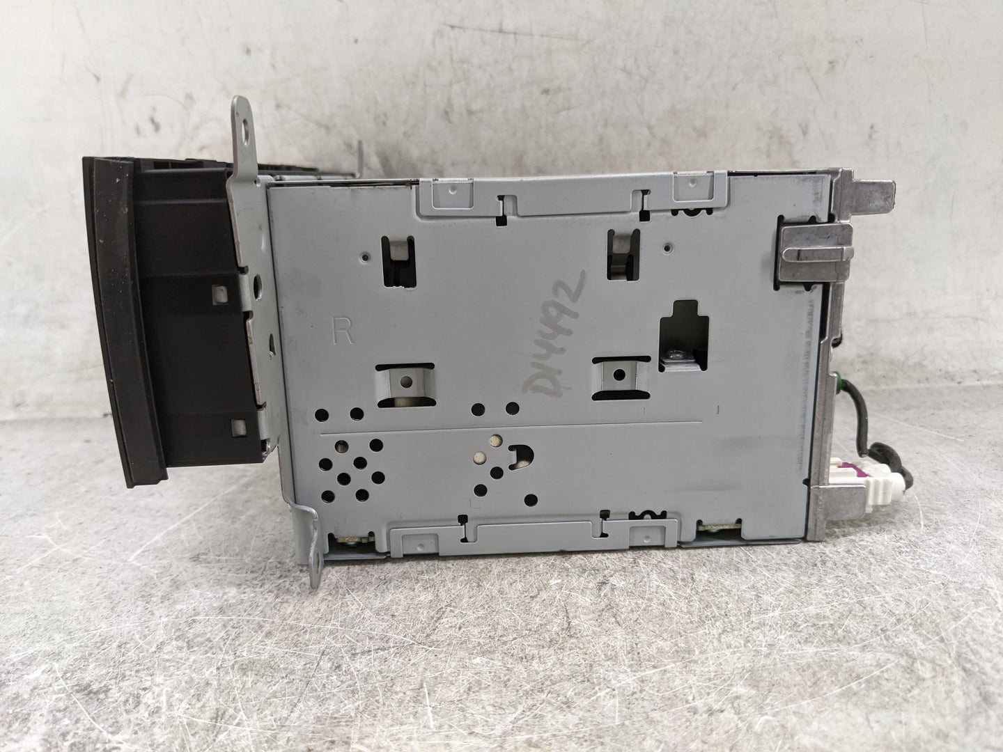 2018-2020 Hyundai Elantra Radio AM FM Cd Player Receiver Replacement P/N:8R1 035 186 Q Fits Fits 2018 2019 2020 OEM Used Aut