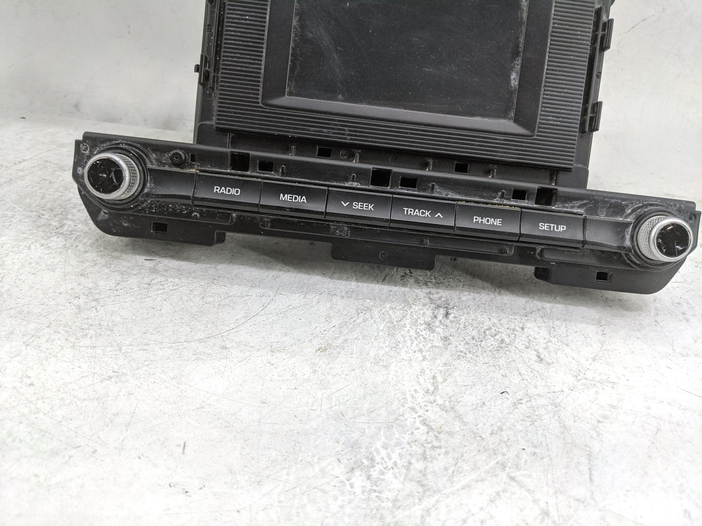 2019-2020 Hyundai Elantra Radio AM FM Cd Player Receiver Replacement P/N:96180-F2UA0SSH ACB10F2AN Fits Fits 2019 2020 OEM Us