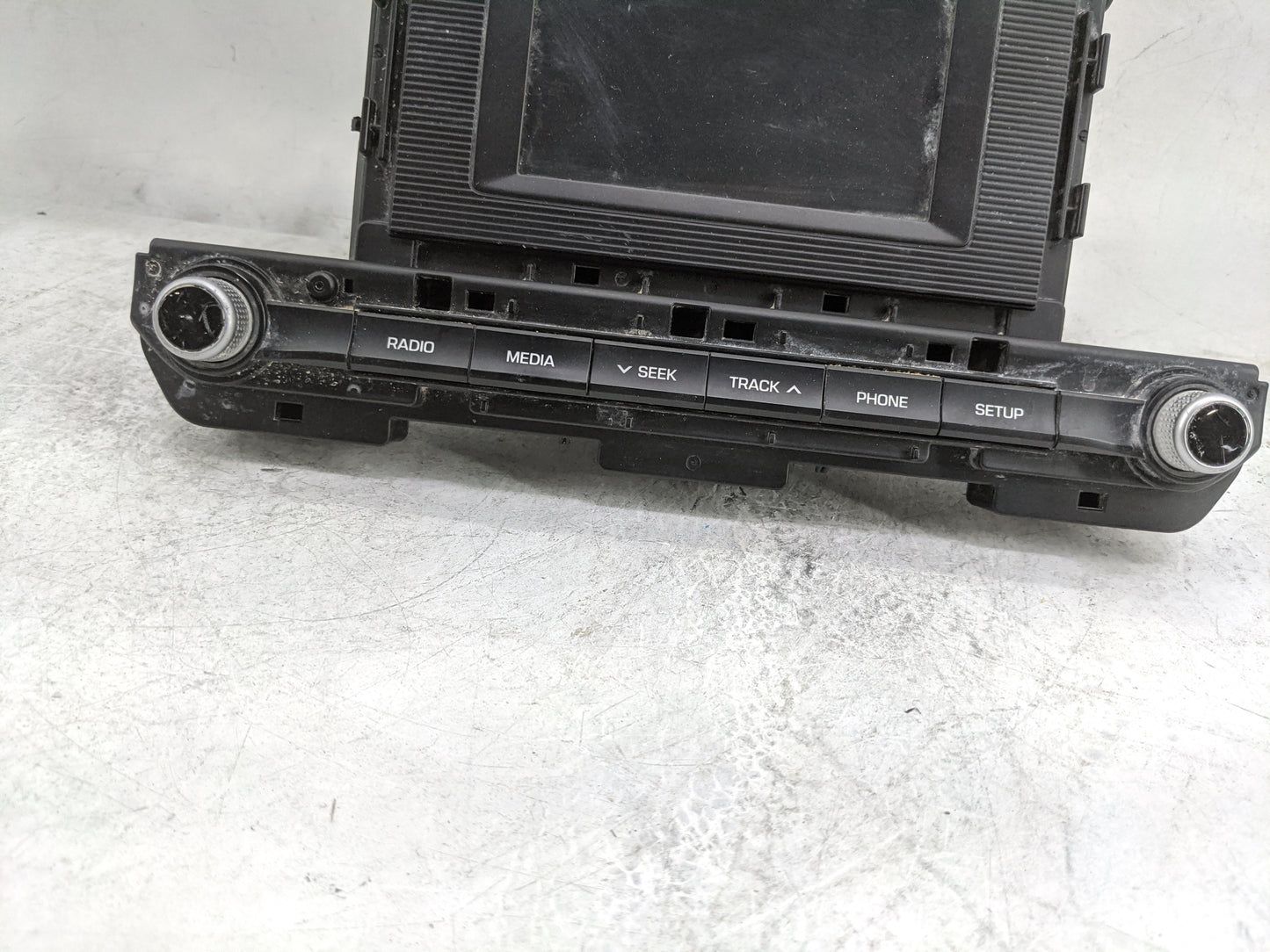 2019-2020 Hyundai Elantra Radio AM FM Cd Player Receiver Replacement P/N:96180-F2UA0SSH ACB10F2AN Fits Fits 2019 2020 OEM Us