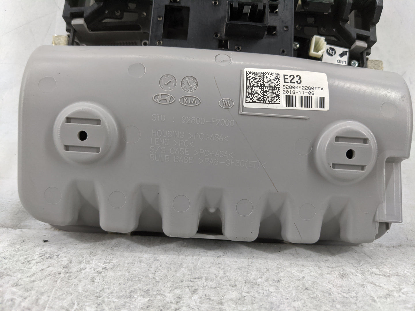 2019 Hyundai Elantra Overhead Roof Console Gray - Oemusedautoparts1.com