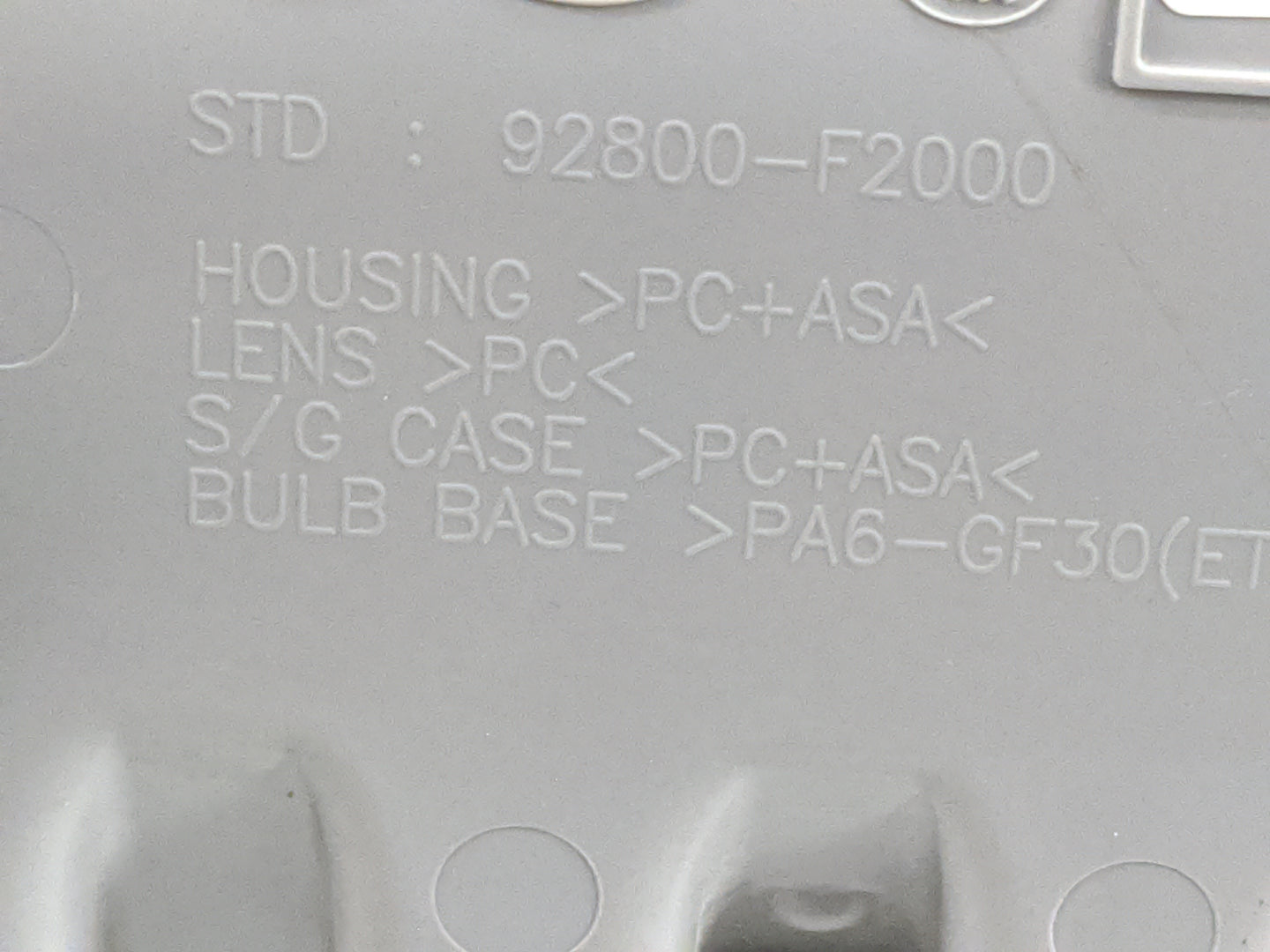2019 Hyundai Elantra Overhead Roof Console Gray - Oemusedautoparts1.com
