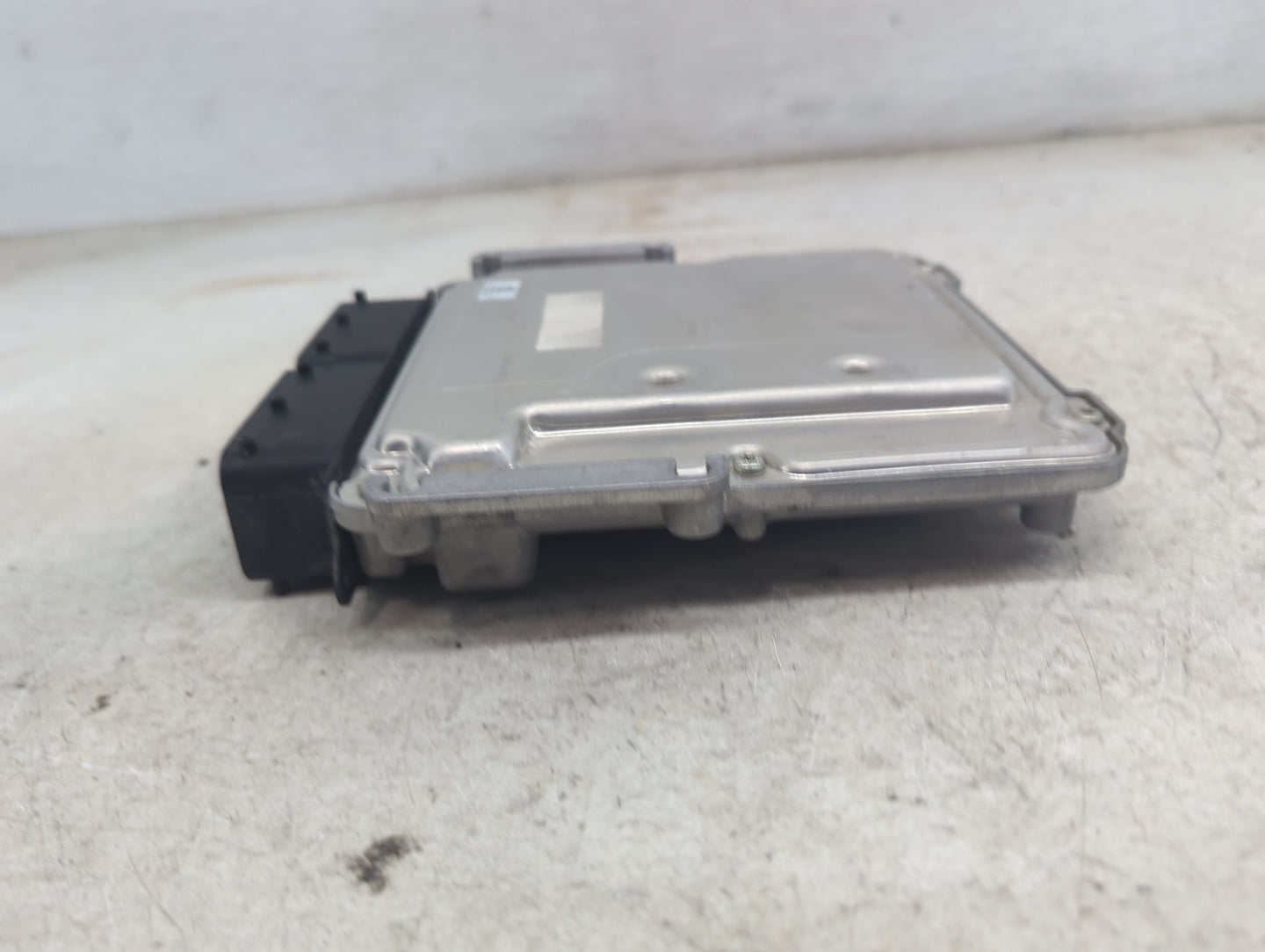 2019-2020 Hyundai Elantra PCM Engine Control Computer ECU ECM PCU OEM P/N:39133-2EPE2 0261S22281 Fits Fits 2019 2020 OEM Use