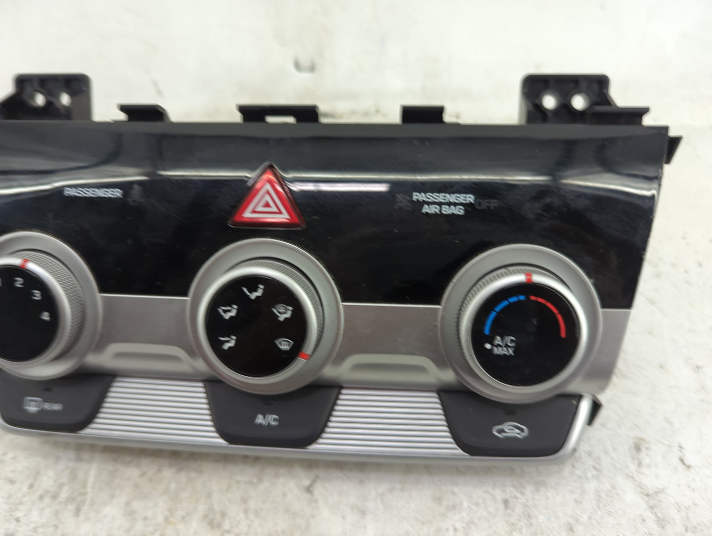 2019-2020 Hyundai Elantra Climate Control Module Temperature AC/Heater Replacement P/N:97250-F2AH0SSH Fits Fits 2019 2020 OE