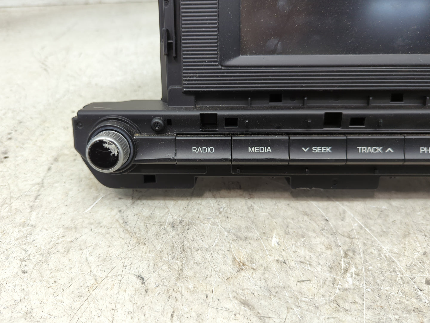 2019-2020 Hyundai Elantra Radio AM FM Cd Player Receiver Replacement P/N:96180-F2UA0SSH ACB10F2AN Fits Fits 2019 2020 OEM Us