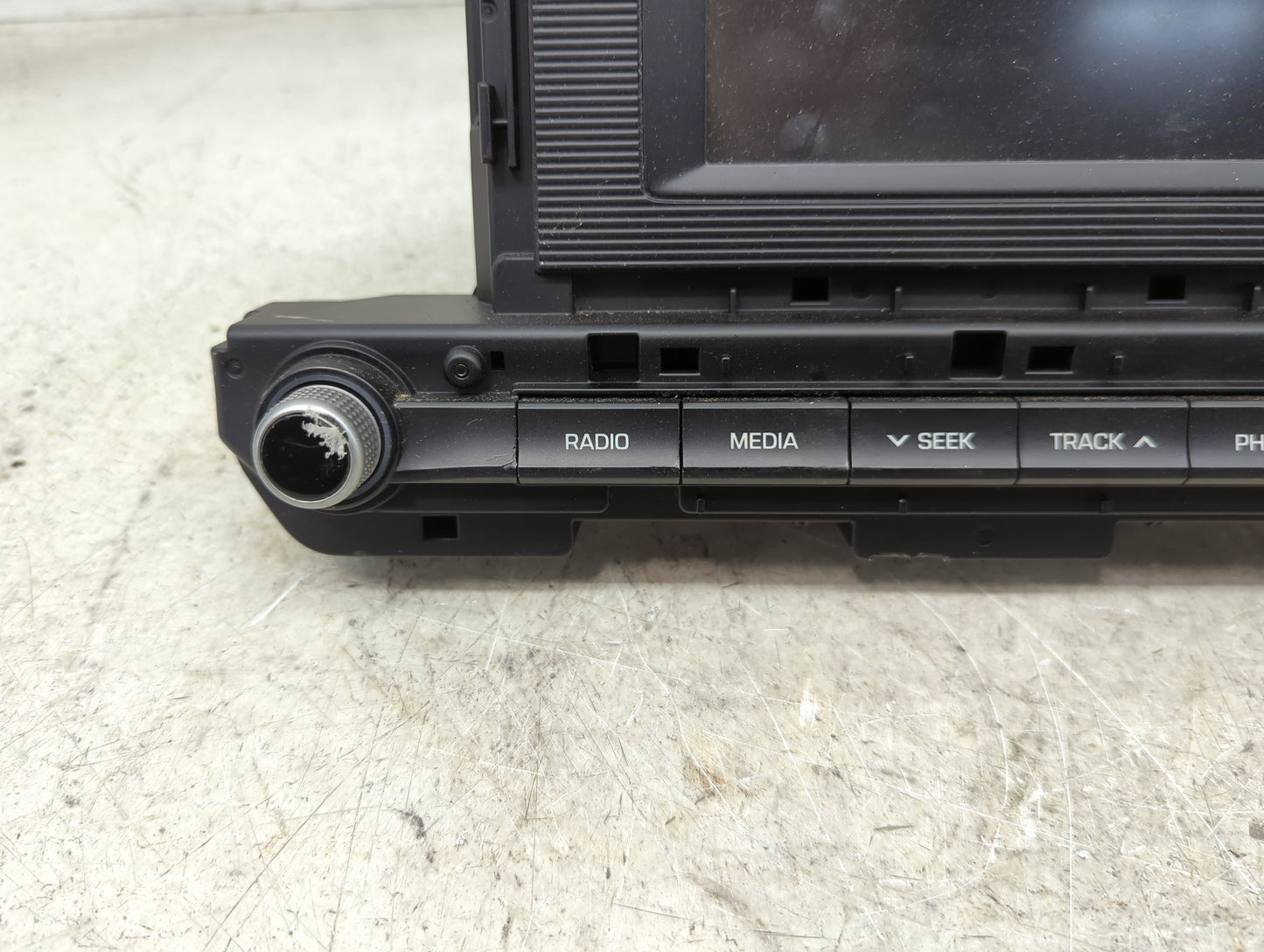 2019-2020 Hyundai Elantra Radio AM FM Cd Player Receiver Replacement P/N:96180-F2UA0SSH ACB10F2AN Fits Fits 2019 2020 OEM Us