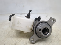 2017-2019 Hyundai Elantra Brake Master Cylinder 1513204 - Oemusedautoparts1.com