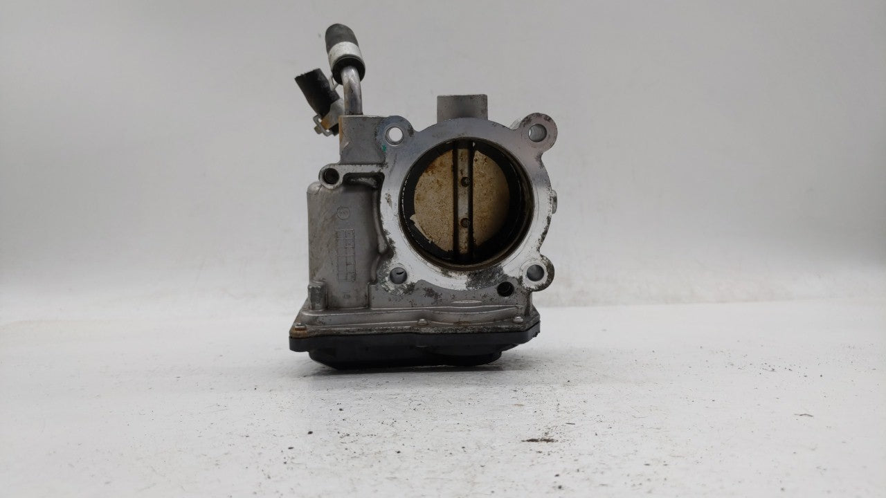 2011-2018 Hyundai Elantra Throttle Body P/N:35100-2E000 Fits Fits 2011 2012 2013 2014 2015 2016 2017 2018 2019 OEM Used Auto