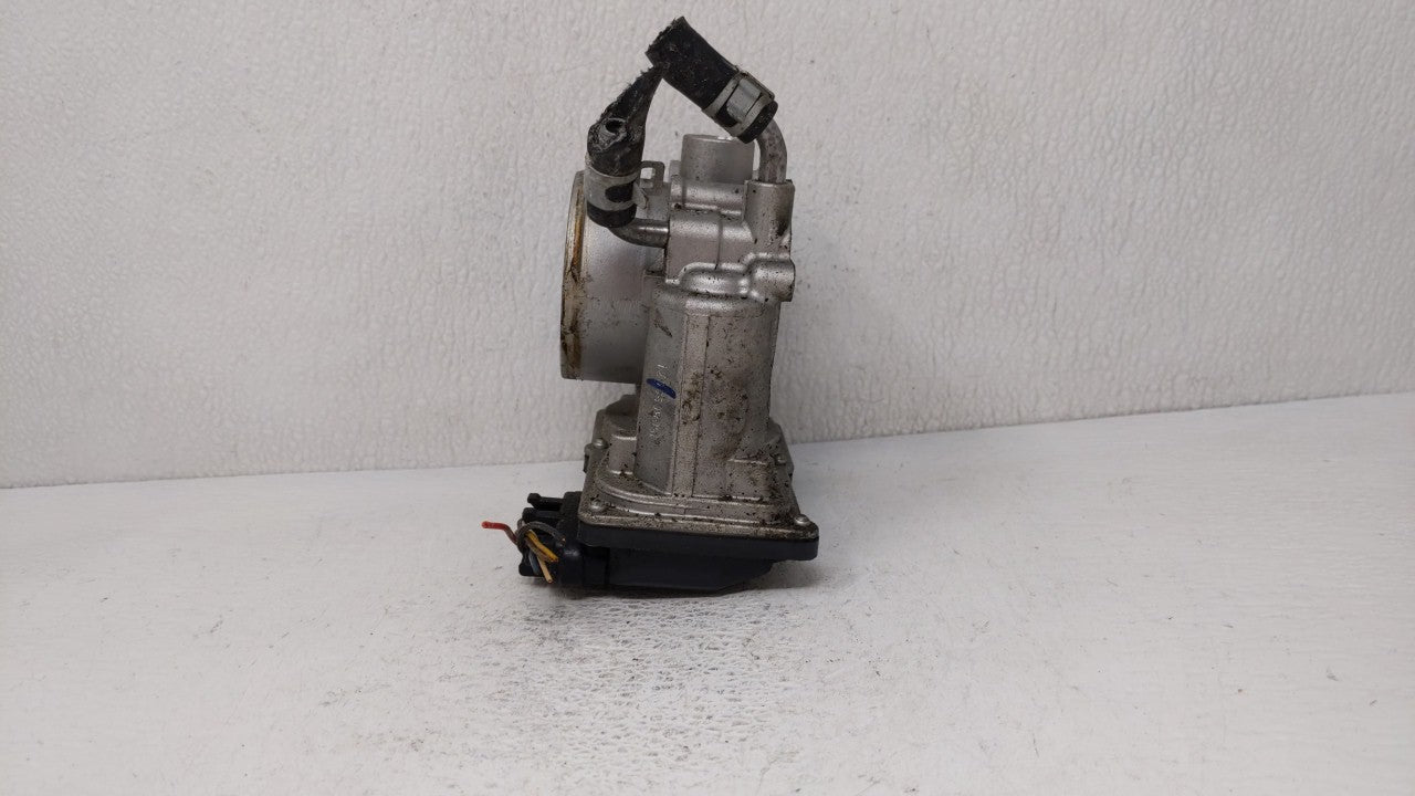 2011-2018 Hyundai Elantra Throttle Body P/N:35100-2E000 Fits Fits 2011 2012 2013 2014 2015 2016 2017 2018 2019 OEM Used Auto