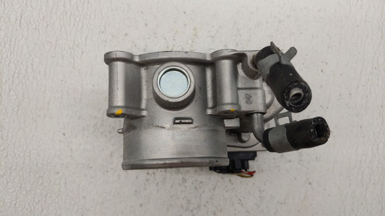 2011-2018 Hyundai Elantra Throttle Body P/N:35100-2E000 Fits Fits 2011 2012 2013 2014 2015 2016 2017 2018 2019 OEM Used Auto