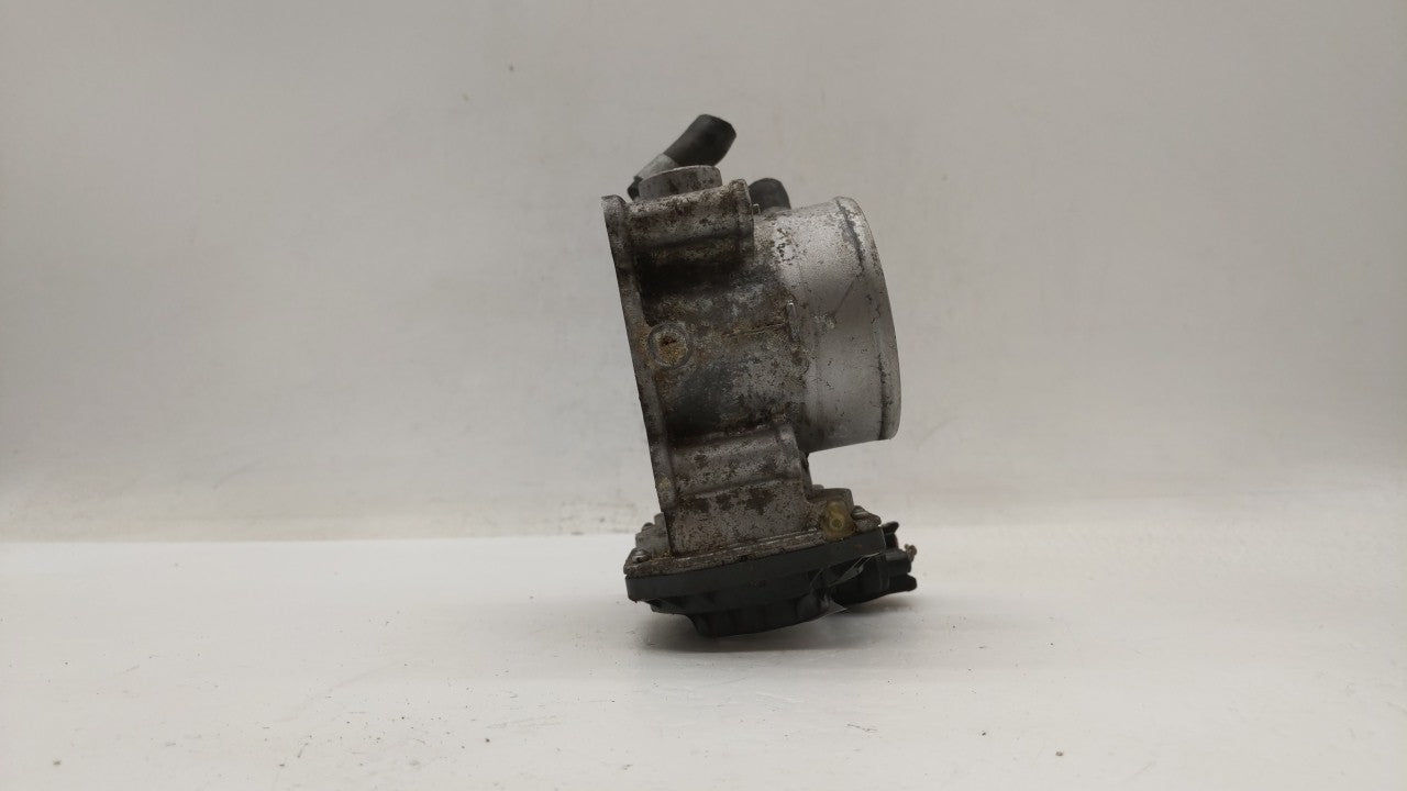 2011-2018 Hyundai Elantra Throttle Body P/N:35100-2E000 Fits Fits 2011 2012 2013 2014 2015 2016 2017 2018 2019 OEM Used Auto